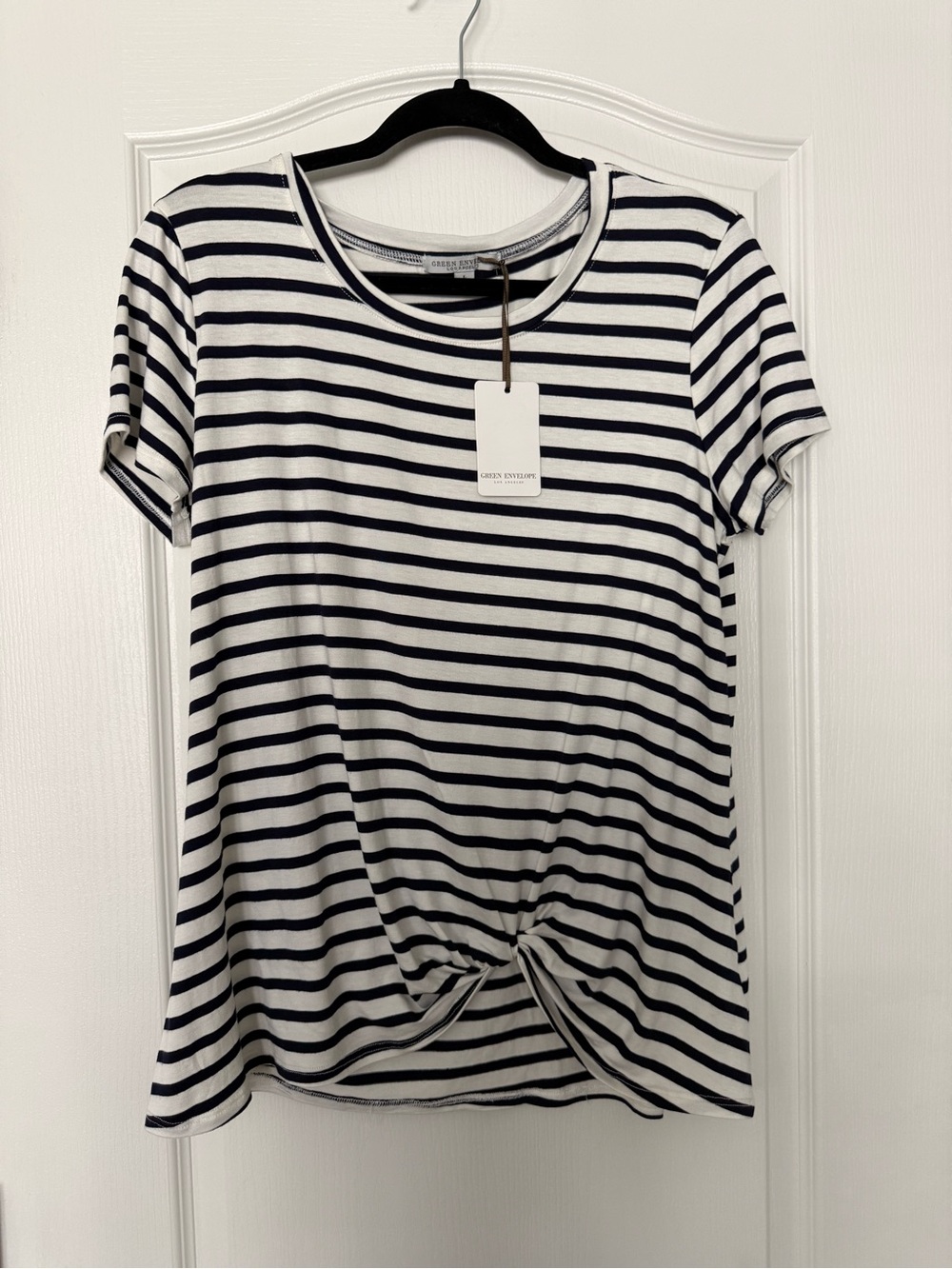 NWT Green Envelope White and Navy Striped Twist-Hem Tee Size: Large